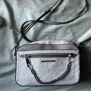 Micheal Kors Crossbody Bag